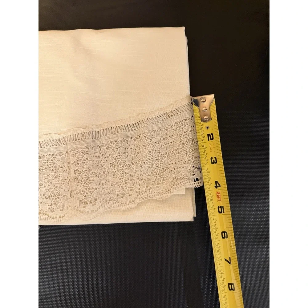 Vintage 1980s Dynasty Lace Edge Tablecloth Ivory Cream Oblong 90 X 67 Inches